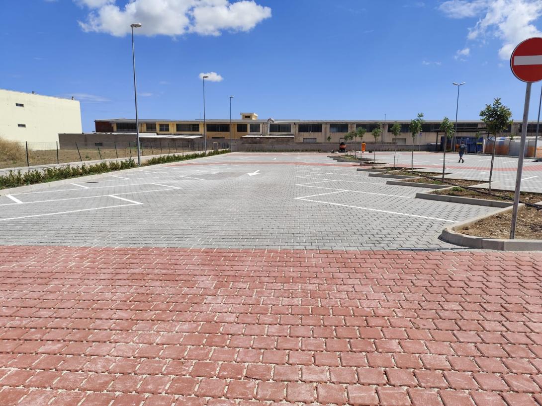 Parcheggio centro di raccolta Via Castel del Monte